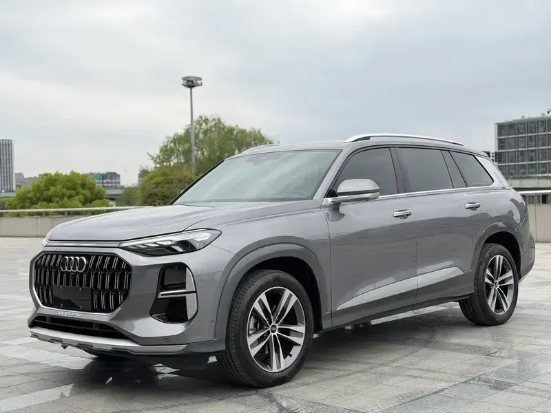 2023 Audi Q6 с пробегом 76 000 км