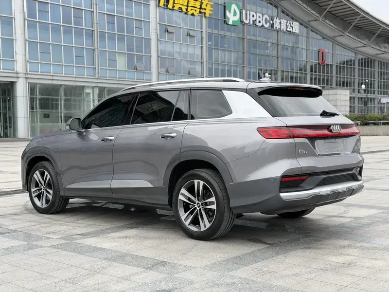 2023 Audi Q6 с пробегом 76 000 км