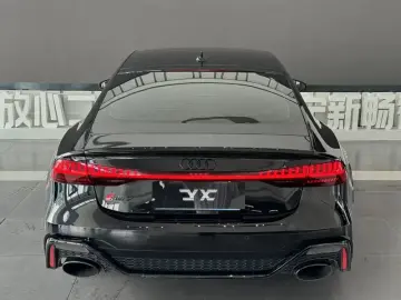 2021 Audi RS 7 с пробегом 52 000 км