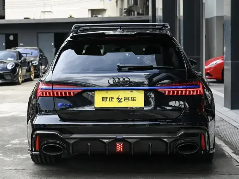 2021 Audi RS 6 с пробегом 24 000 км