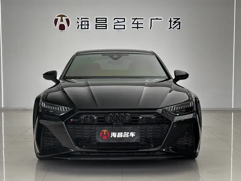 2024 Audi RS 7 с пробегом 49 000 км