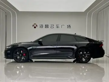 2024 Audi RS 7 с пробегом 49 000 км