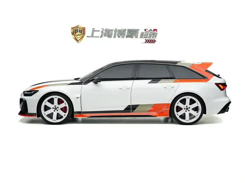 2025 Audi RS 6 с пробегом 5 600 км