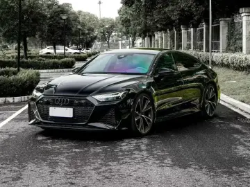 2022 Audi RS 7 с пробегом 28 000 км
