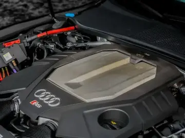 2022 Audi RS 7 с пробегом 28 000 км