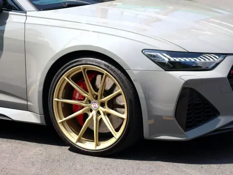 2022 Audi RS 6 с пробегом 23 000 км
