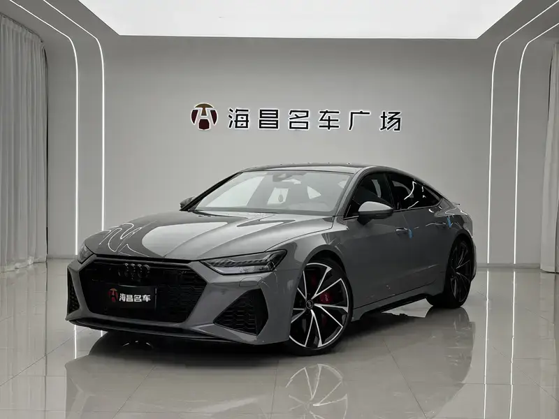 2024 Audi RS 7 с пробегом 18 000 км