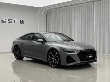 2024 Audi RS 7 с пробегом 18 000 км