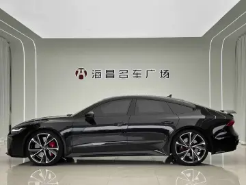 2022 Audi RS 7 с пробегом 43 000 км