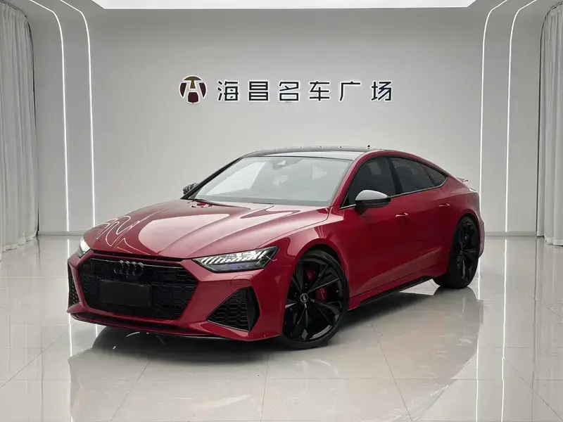 2021 Audi RS 7 с пробегом 11 000 км