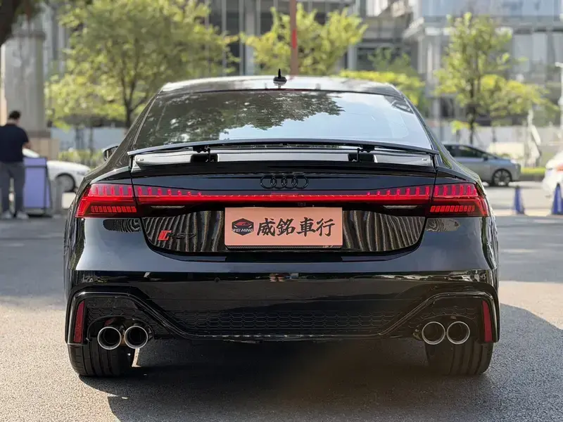 2022 Audi S7 с пробегом 59 000 км