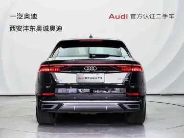 2023 Audi Q8 с пробегом 28 000 км