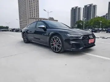 2021 Audi S7 с пробегом 79 000 км