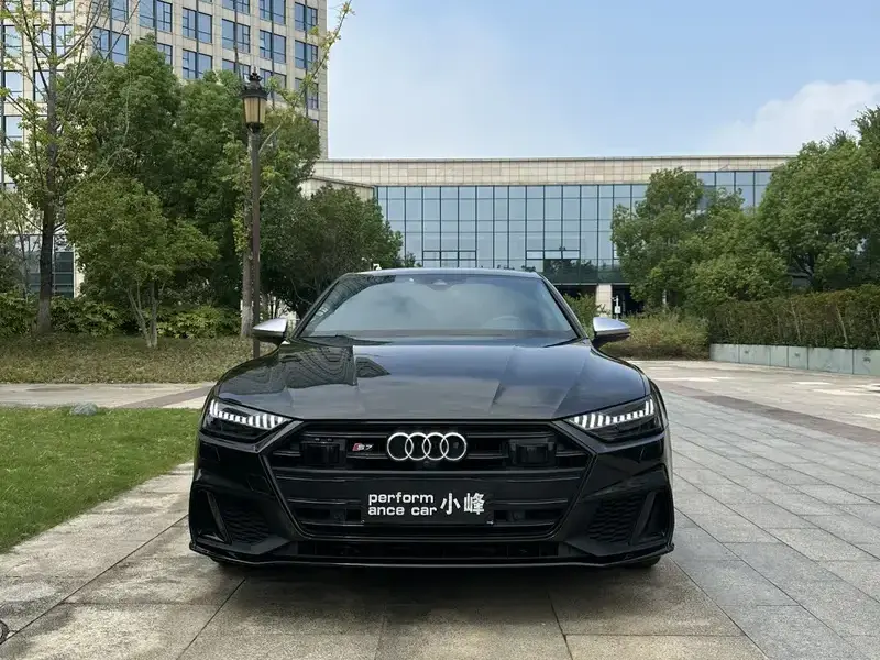2021 Audi S7 с пробегом 79 000 км