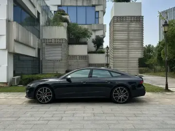 2021 Audi S7 с пробегом 79 000 км
