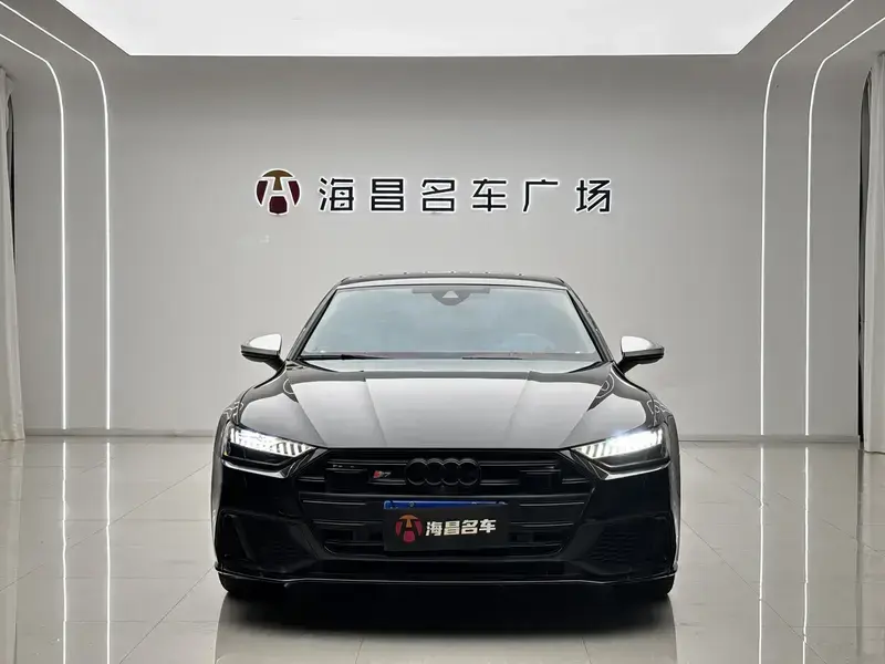 2021 Audi S7 с пробегом 45 000 км
