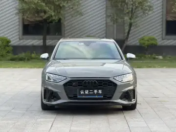2022 Audi S4 с пробегом 85 500 км
