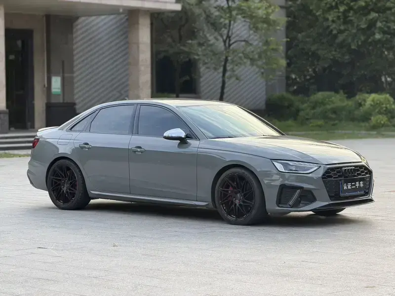 2022 Audi S4 с пробегом 85 500 км