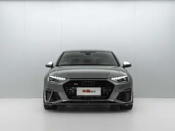 2021 Audi S4 с пробегом 55 000 км
