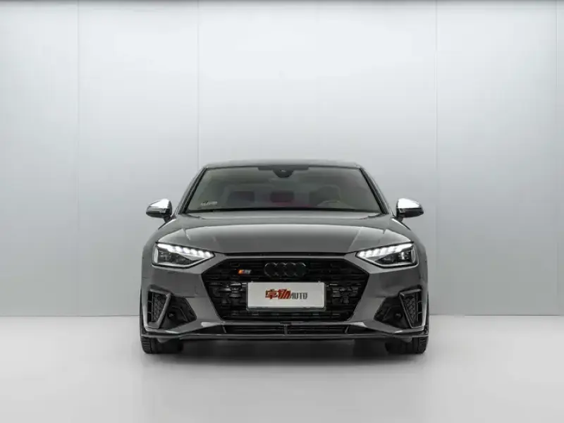 2021 Audi S4 с пробегом 55 000 км