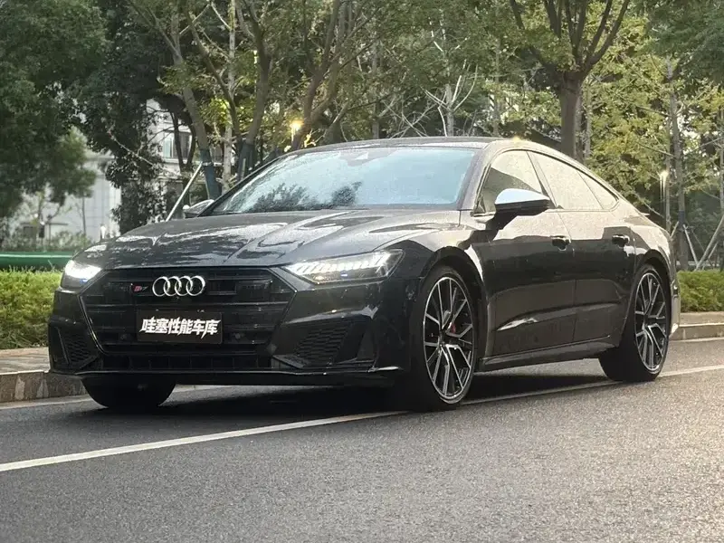 2021 Audi S7 с пробегом 78 000 км