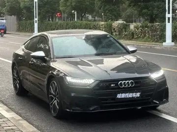 2021 Audi S7 с пробегом 78 000 км