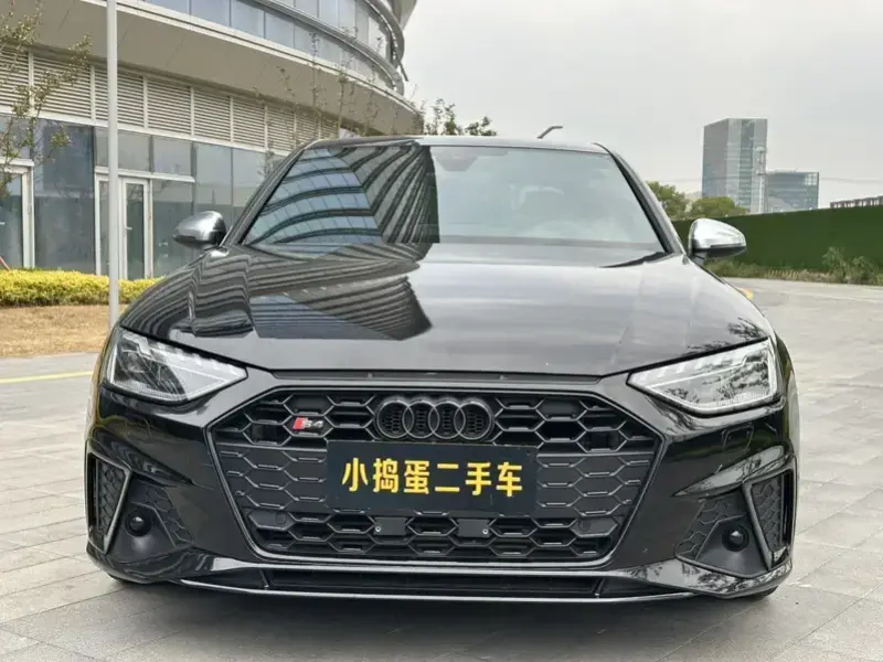 2022 Audi S4 с пробегом 48 000 км