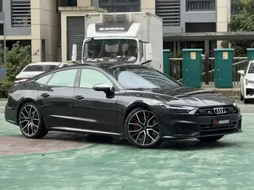 2021 Audi S7 с пробегом 79 000 км