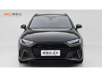 2023 Audi S4 с пробегом 34 500 км