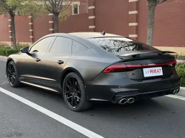 2022 Audi S7 с пробегом 53 000 км