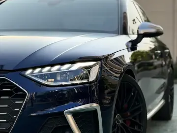 2022 Audi S4 с пробегом 49 000 км