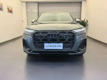 2024 Audi SQ7 с пробегом 1 000 км