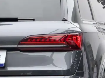 2024 Audi SQ7 с пробегом 25 900 км