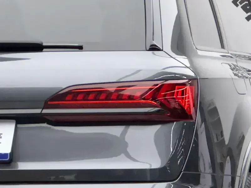 2024 Audi SQ7 с пробегом 25 900 км