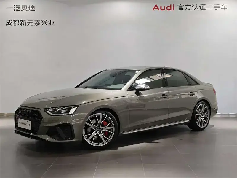 2023 Audi S4 с пробегом 35 000 км