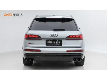 2024 Audi SQ7 с пробегом 12 800 км
