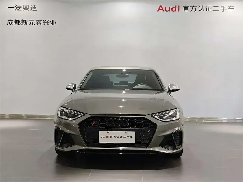 2023 Audi S4 с пробегом 35 000 км
