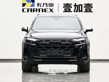 2024 Audi SQ7 с пробегом 12 800 км