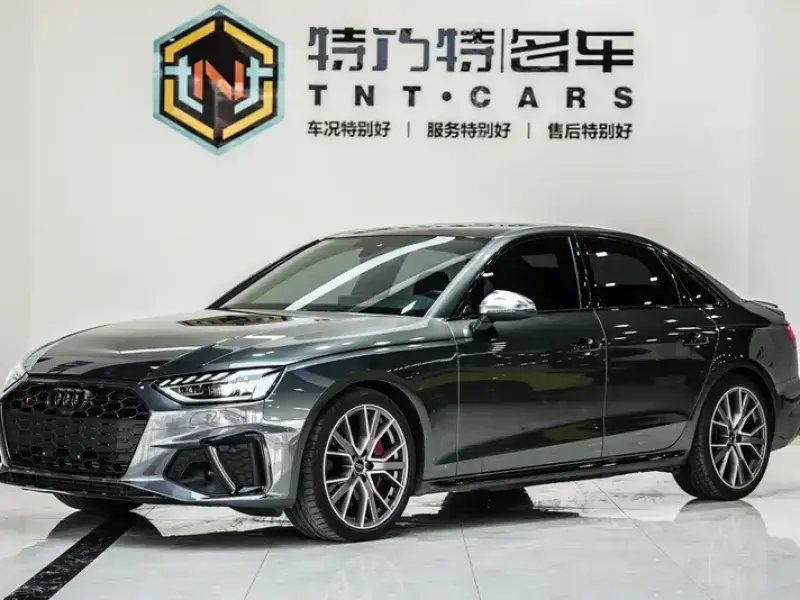 2022 Audi S4 с пробегом 63 000 км