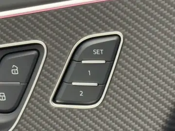 2024 Audi SQ7 с пробегом 12 800 км