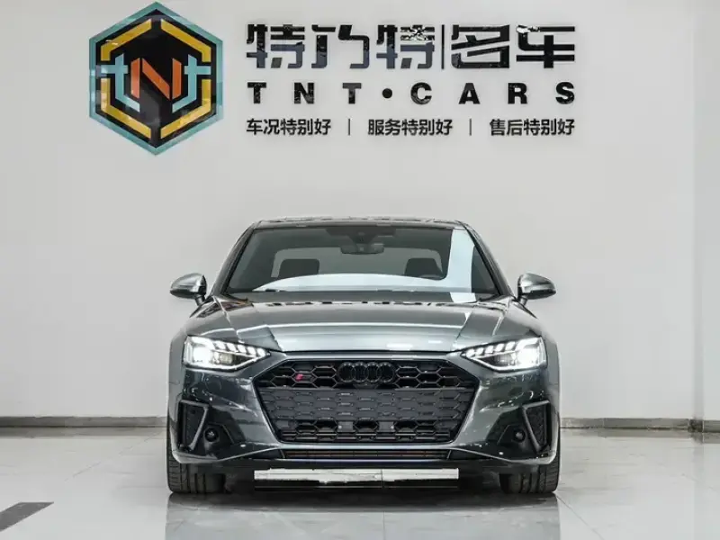 2022 Audi S4 с пробегом 63 000 км
