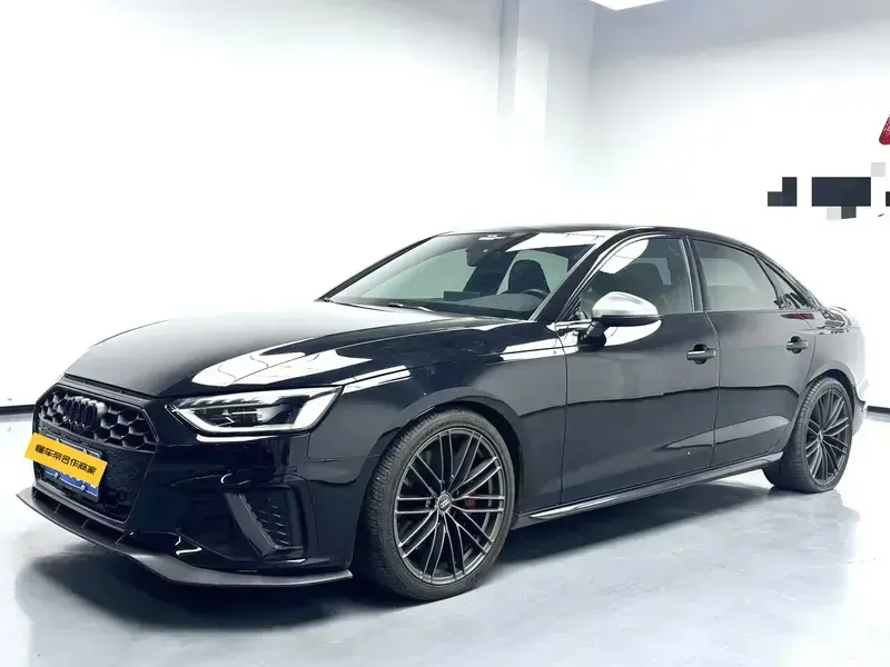 2022 Audi S4 с пробегом 53 000 км