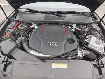 2021 Audi S6 с пробегом 40 000 км