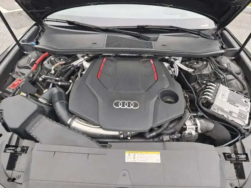 2021 Audi S6 с пробегом 40 000 км