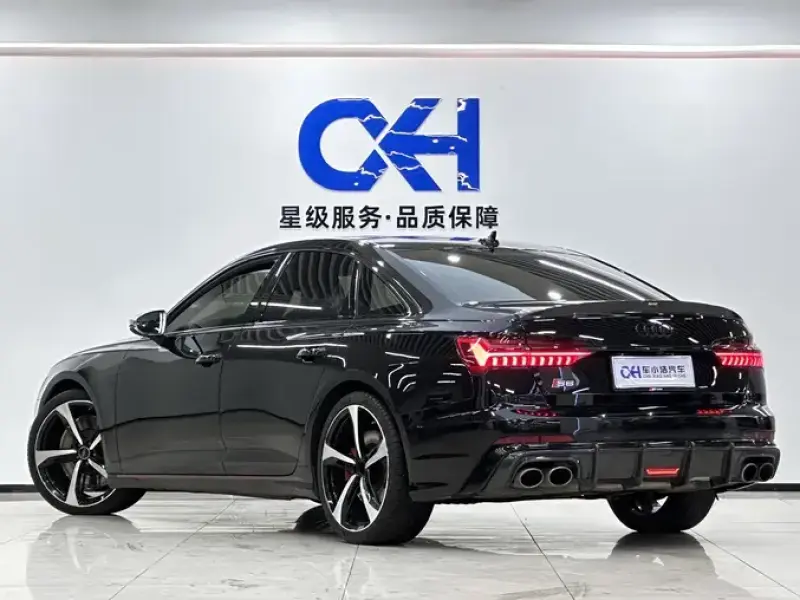 2021 Audi S6 с пробегом 65 000 км