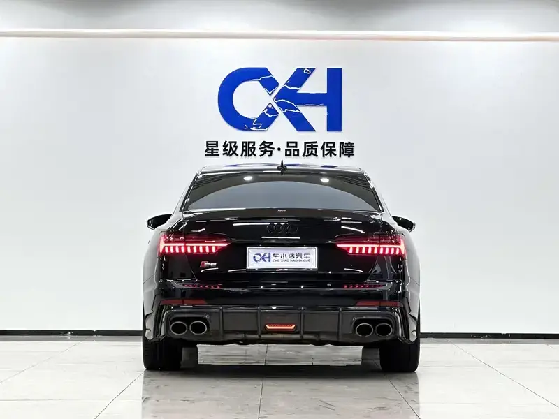 2021 Audi S6 с пробегом 65 000 км