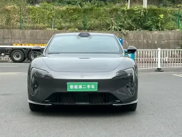 2025 Avatr 06 с пробегом 15 000 км