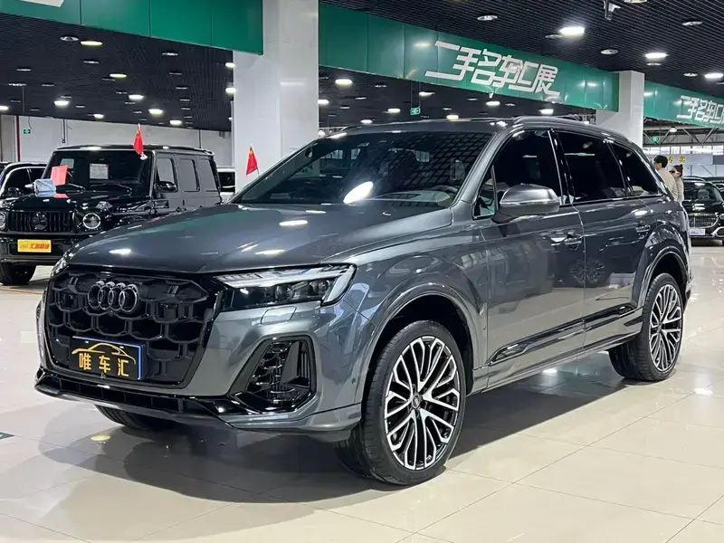 2024 Audi SQ7 с пробегом 21 000 км