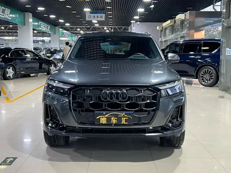 2024 Audi SQ7 с пробегом 21 000 км