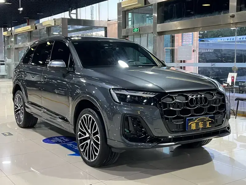 2024 Audi SQ7 с пробегом 21 000 км